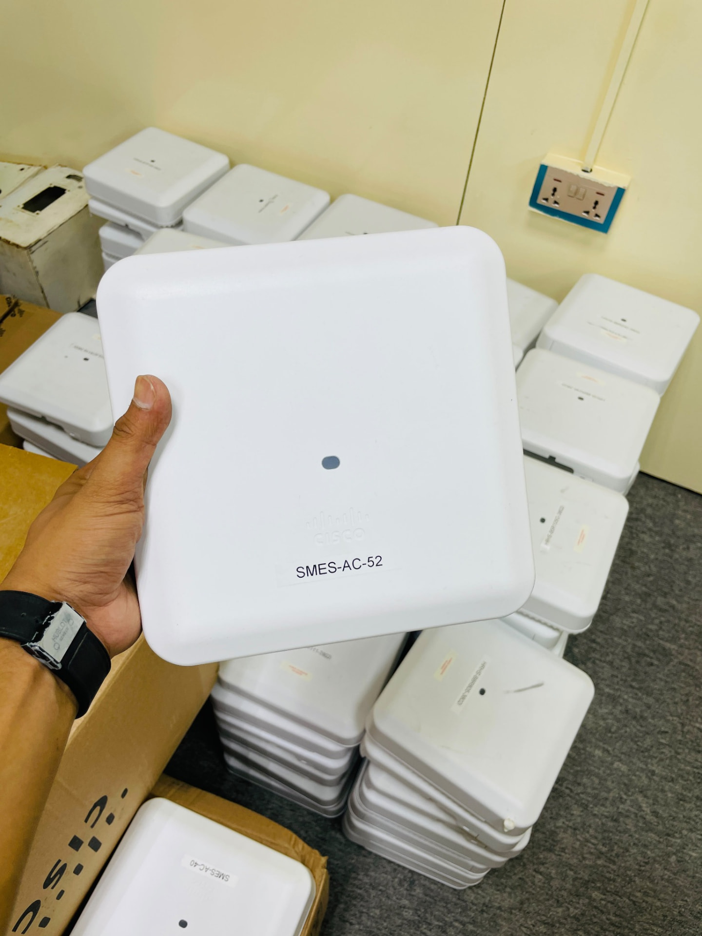 CISCO WIRELESS ACCESS POINTS